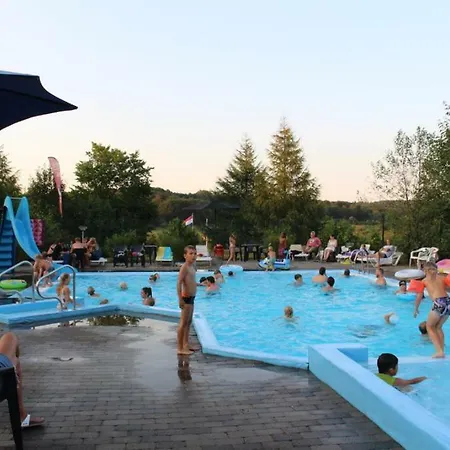 Campingplads Farup So Camping & Cottages